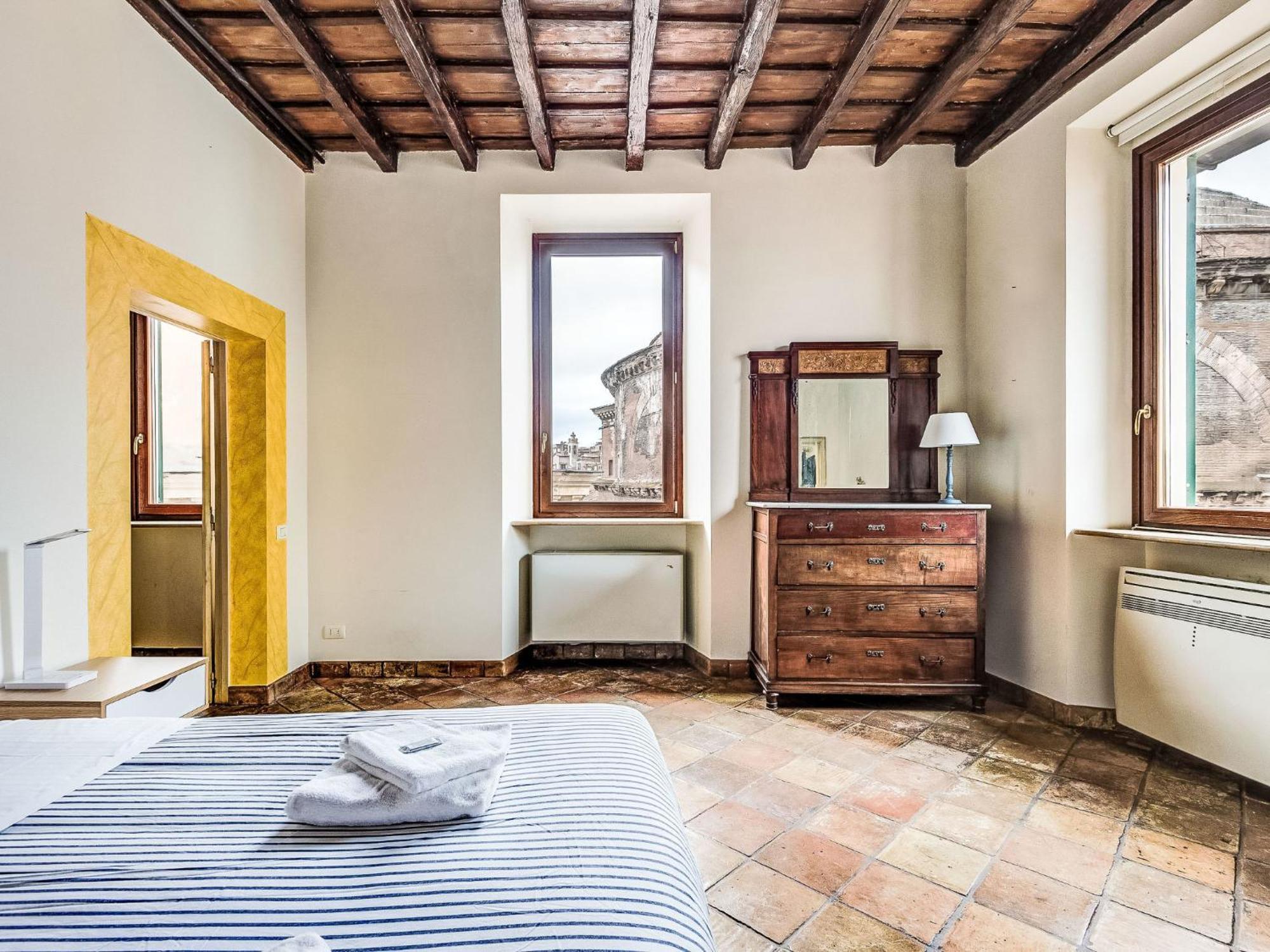 Pantheon View By Interhome Apartment
