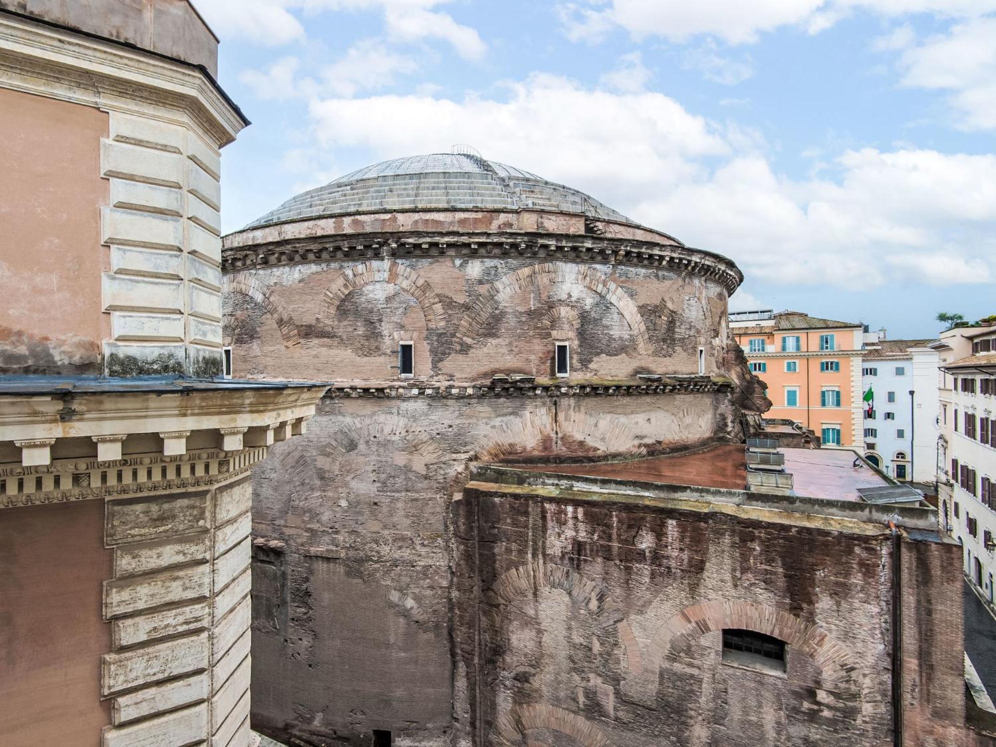 Apartment Pantheon View By Interhome